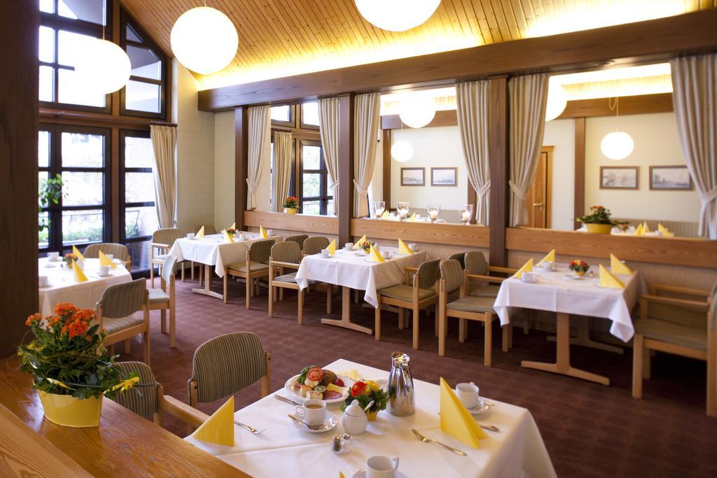 Leine Hotel Pattensen Luaran gambar