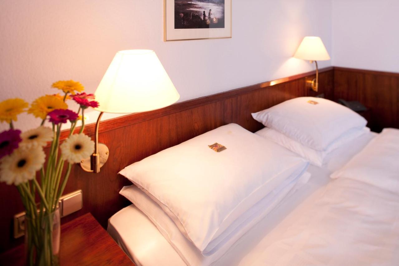 Leine Hotel Pattensen Luaran gambar