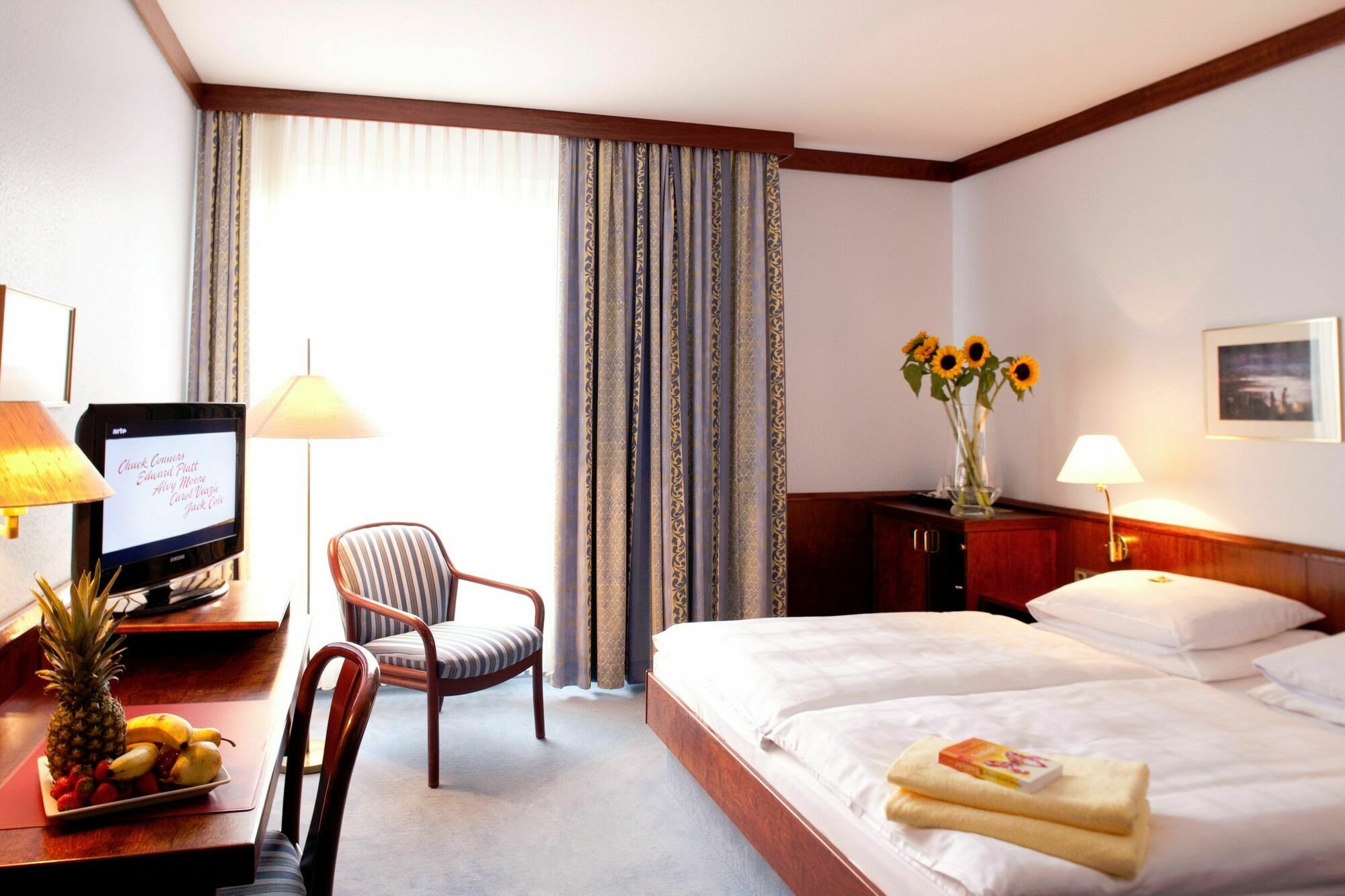 Leine Hotel Pattensen Luaran gambar